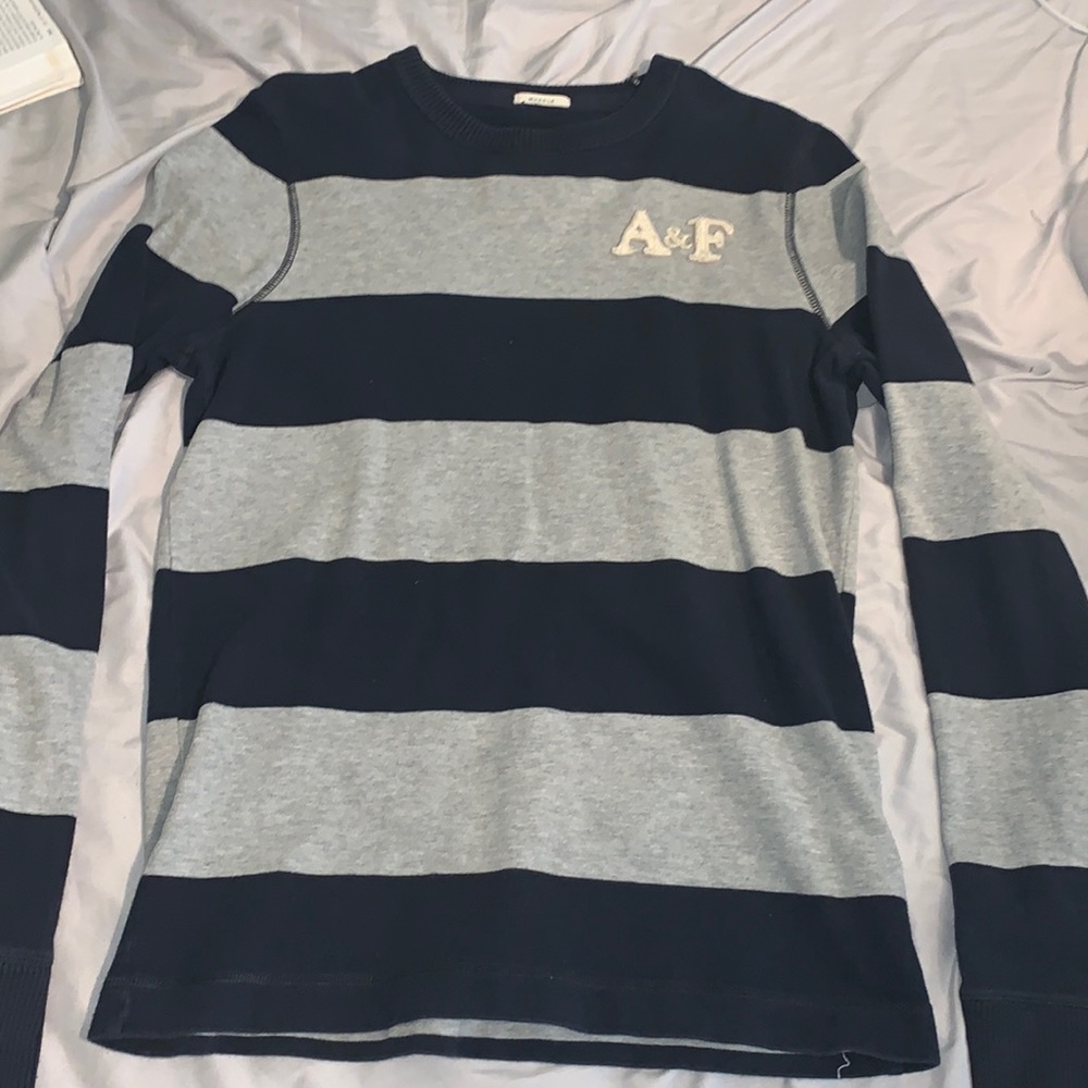 Mens A&F (abercrombie & fitch) long sleeve crew neck sweater Blue & Navy Striped